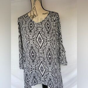 Zac & Rachel Monochrome Floral Blouse